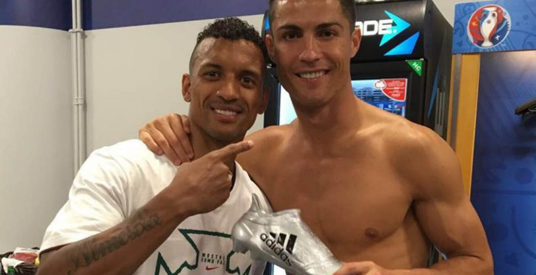 Ronaldo sales silver boots